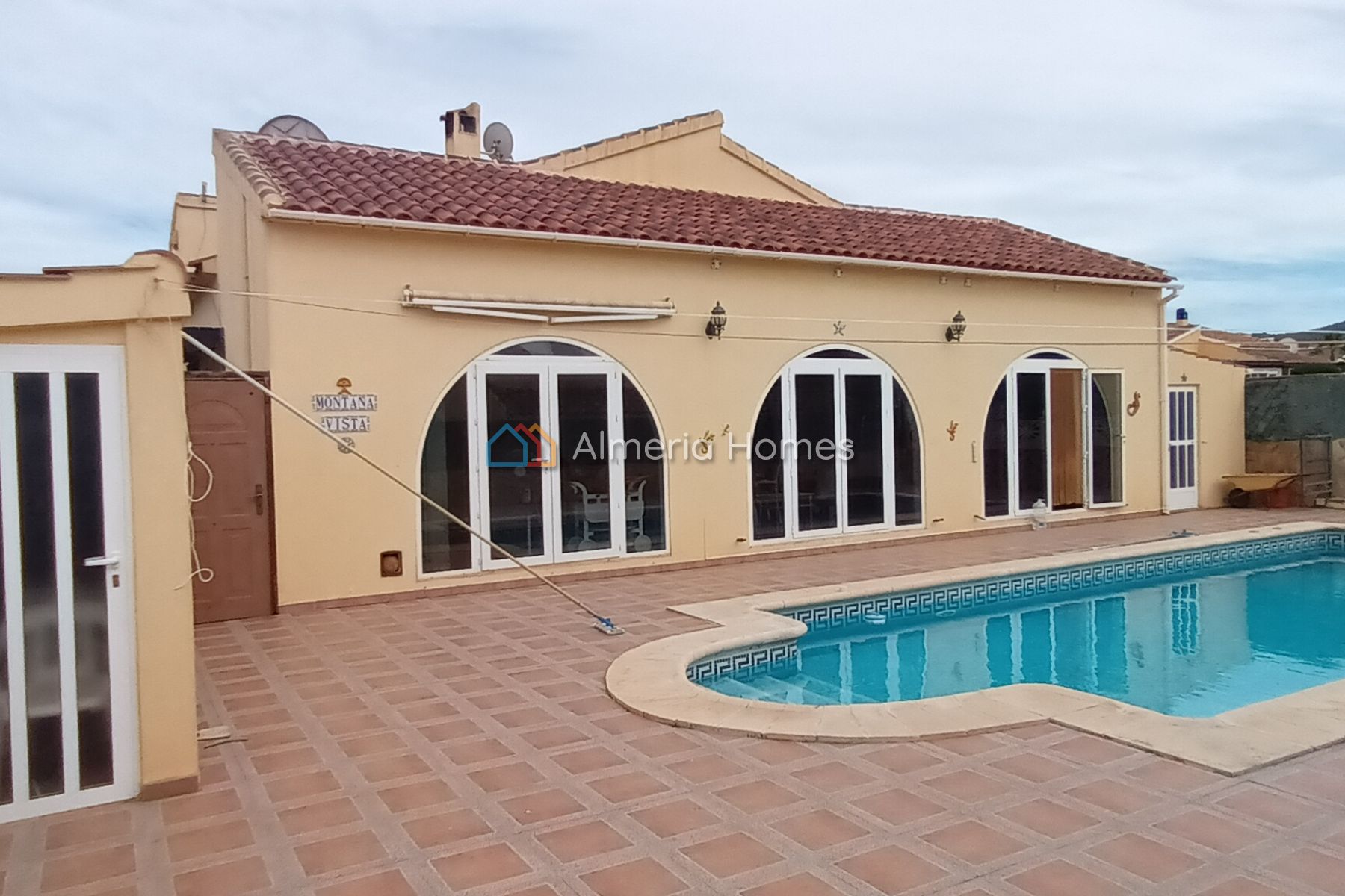 Villa Coralista — Villa for sale in Arboleas, Almeria — Image #1