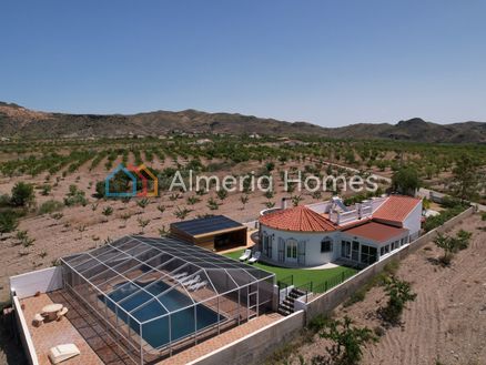 Villa Azahar: Villa in Albox, Almeria