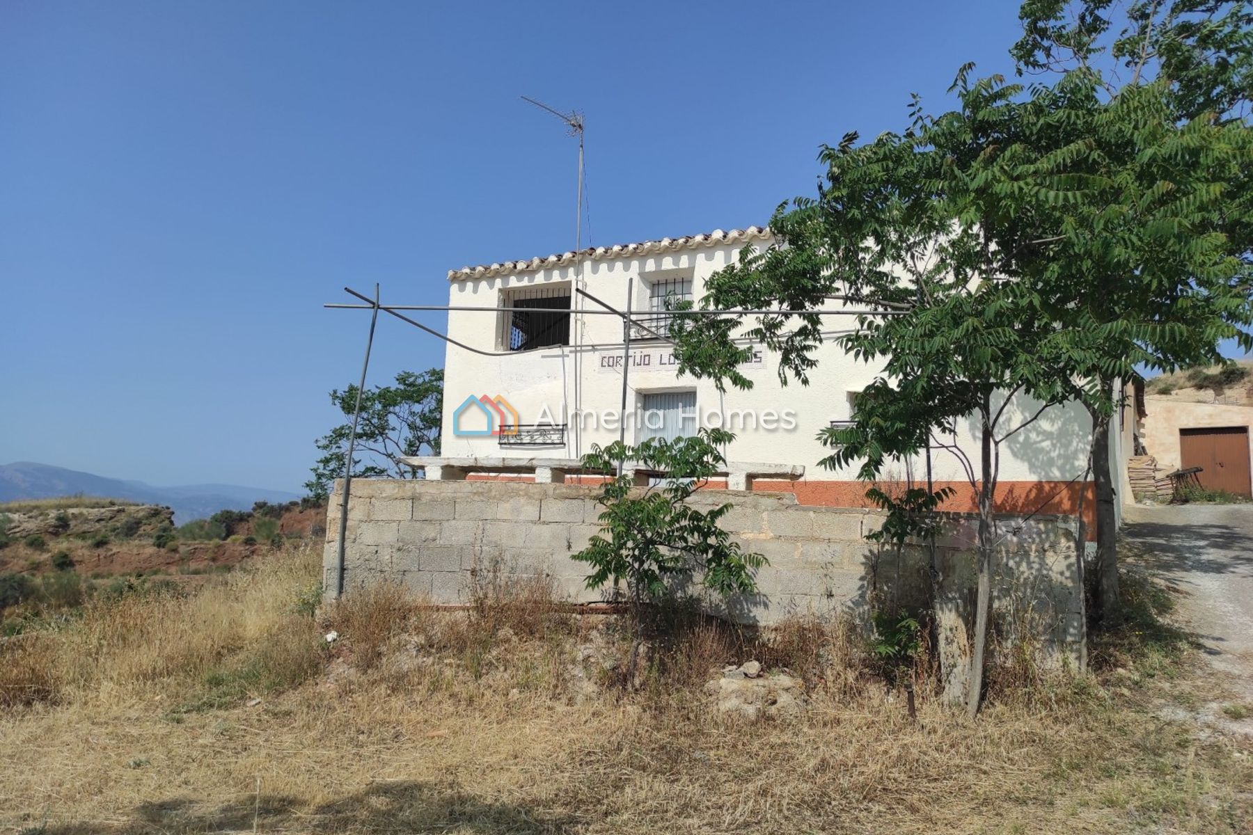 Cortijo Dilly &mdash; Landhuis te koop in Lucar, Almeria — Afbeelding #1