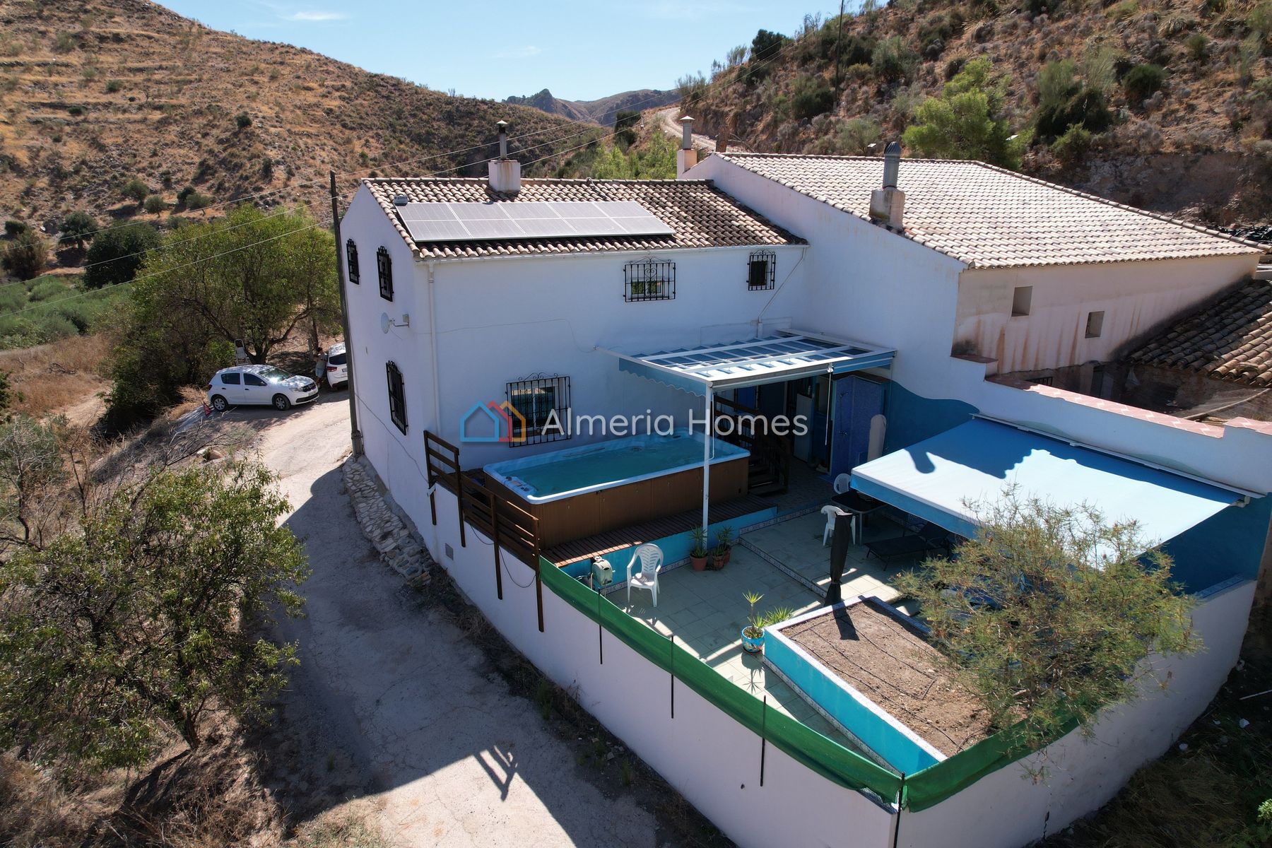 Cortijo Encantado &mdash; Landhuis te koop in Cantoria, Almeria — Afbeelding #2