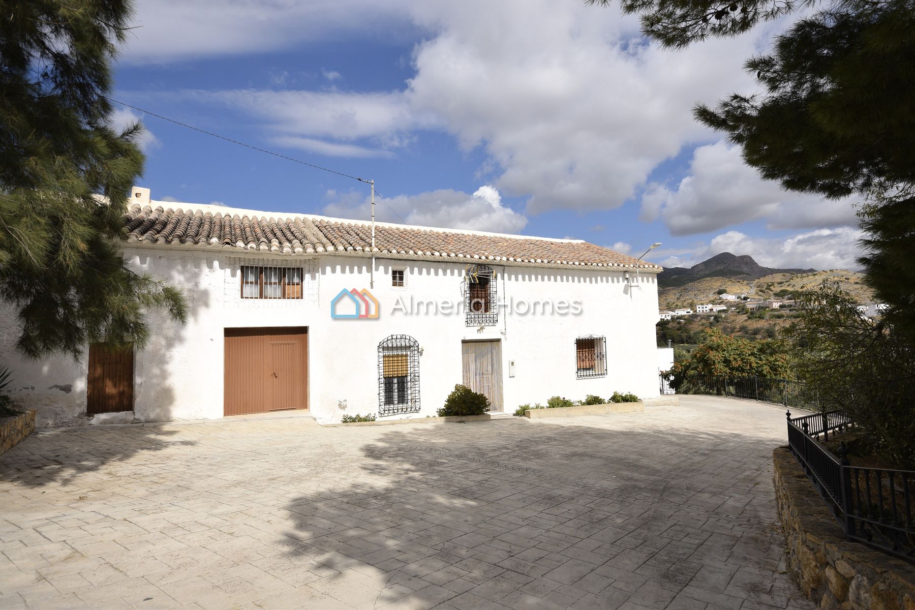 Cortijo Serenity &mdash; Landhuis gereserveerd in Oria, Almeria — Afbeelding #1