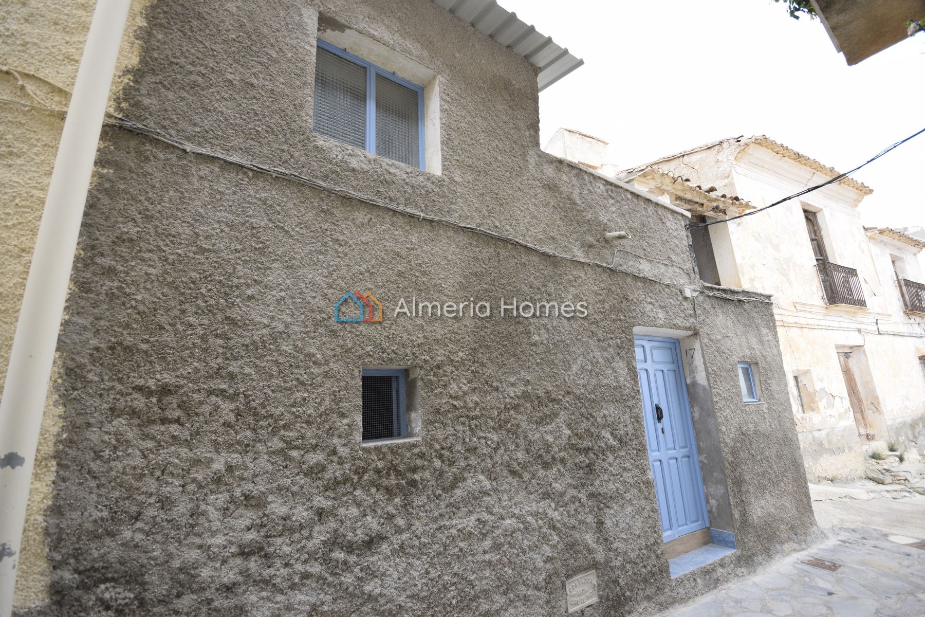 Casa Magnifica 2 &mdash; Stadswoning te koop in Somontin, Almeria — Afbeelding #1