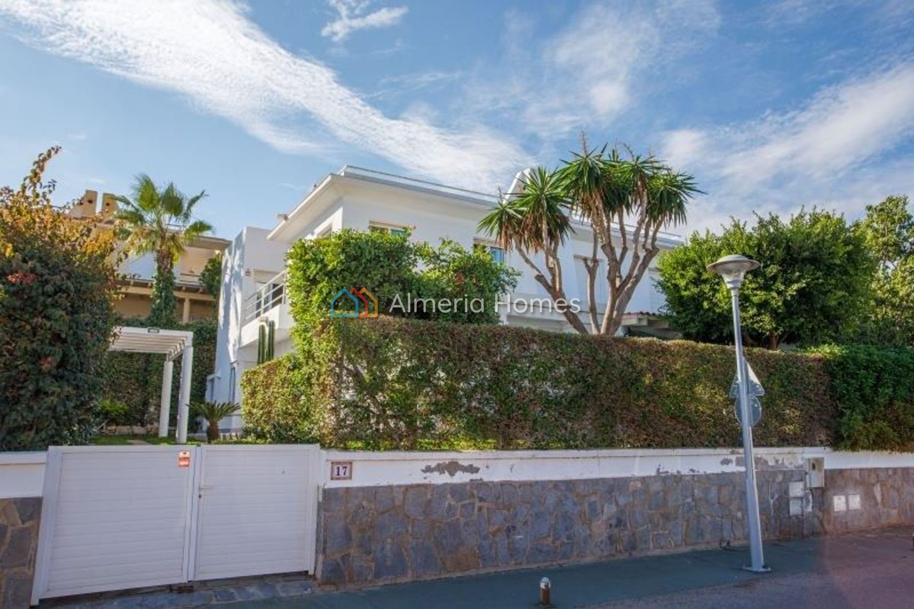 Villa Serenata &mdash; Villa te koop in Puerto del Rey, Almeria — Afbeelding #1