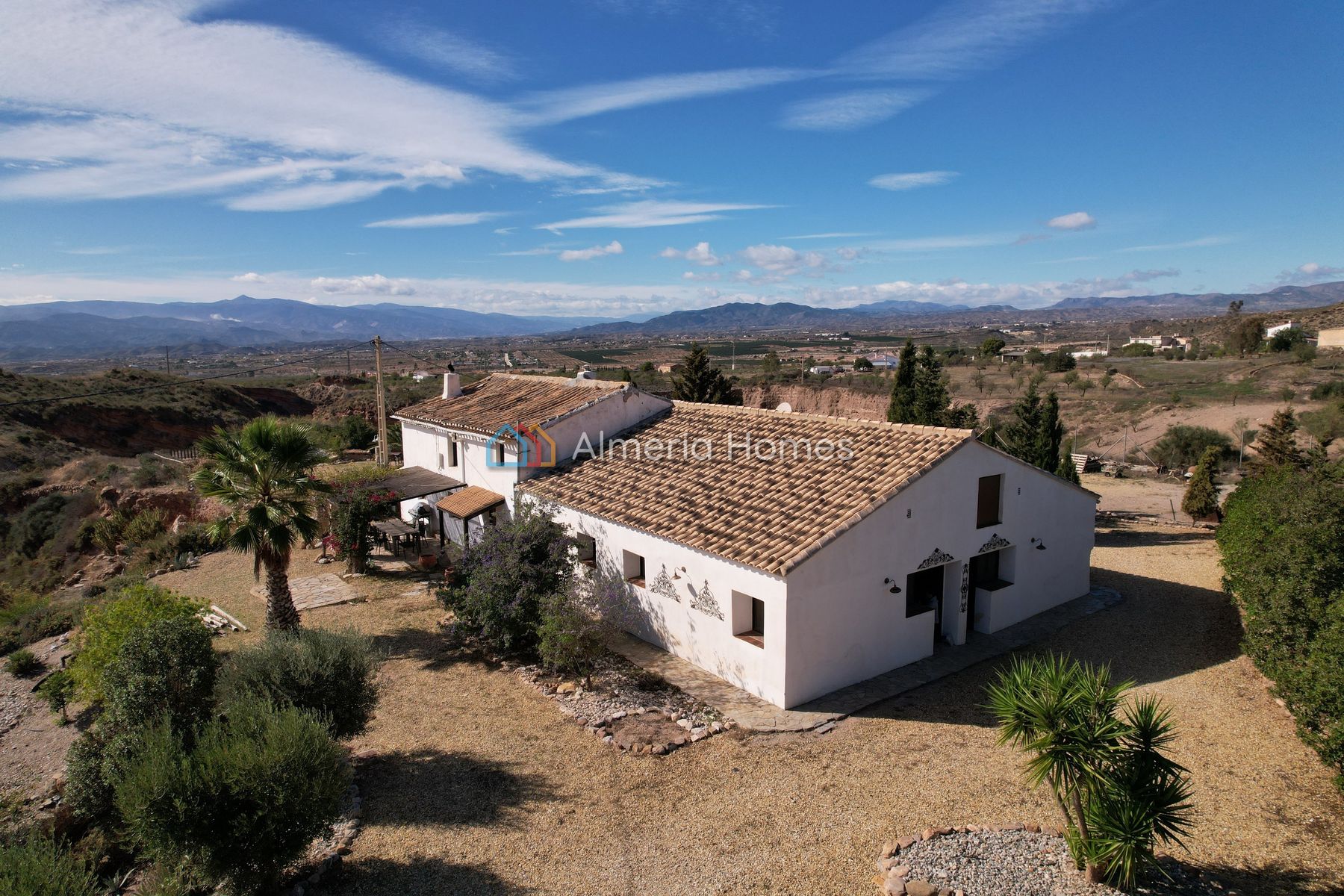 Cortijo Viento &mdash; Landhuis gereserveerd in Albox, Almeria — Afbeelding #1