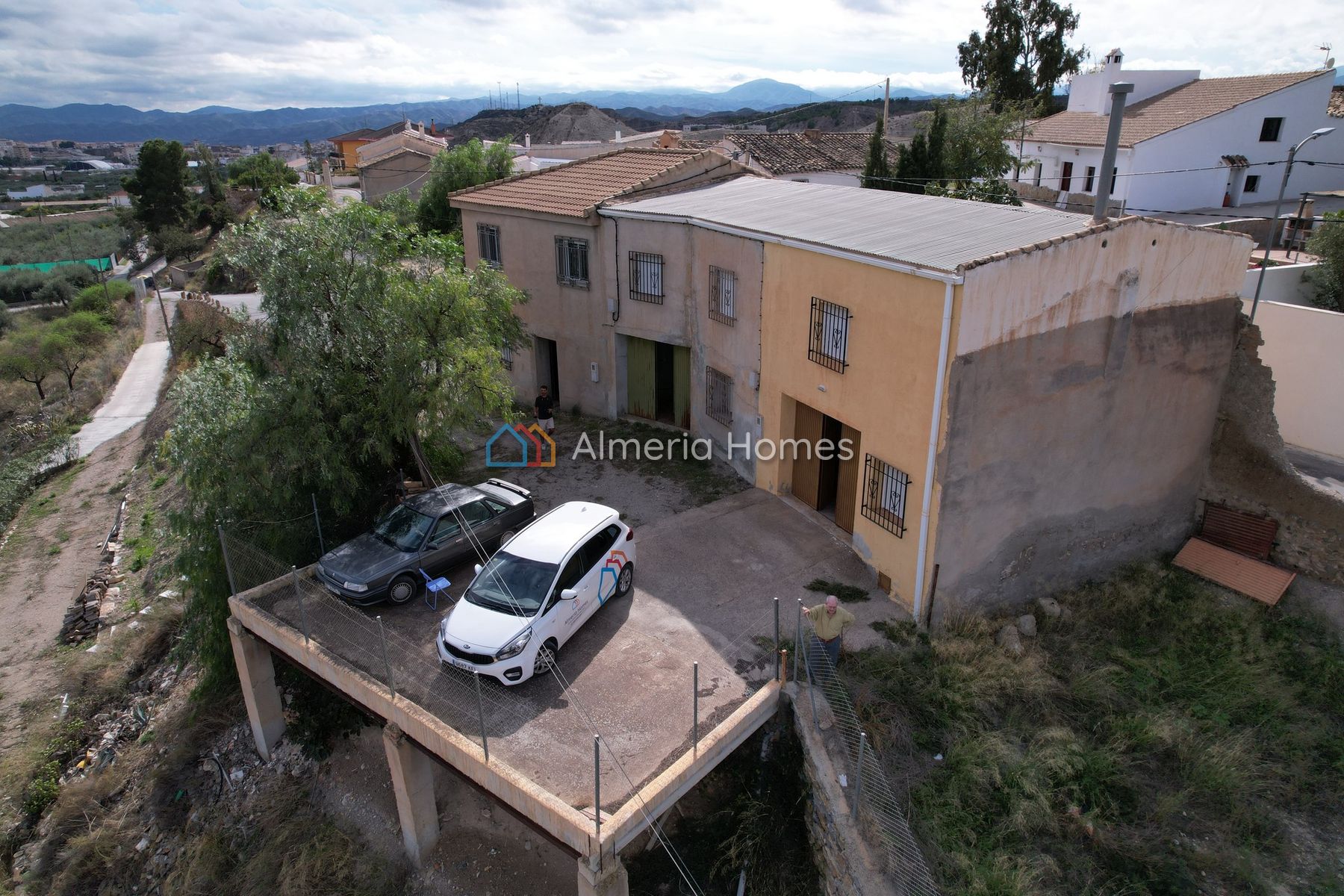 Cortijo Royale &mdash; Landhuis te koop in Albox, Almeria — Afbeelding #1