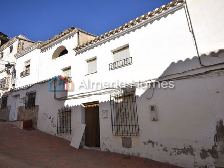 Casa Serenity: Stadswoning in Albanchez, Almeria