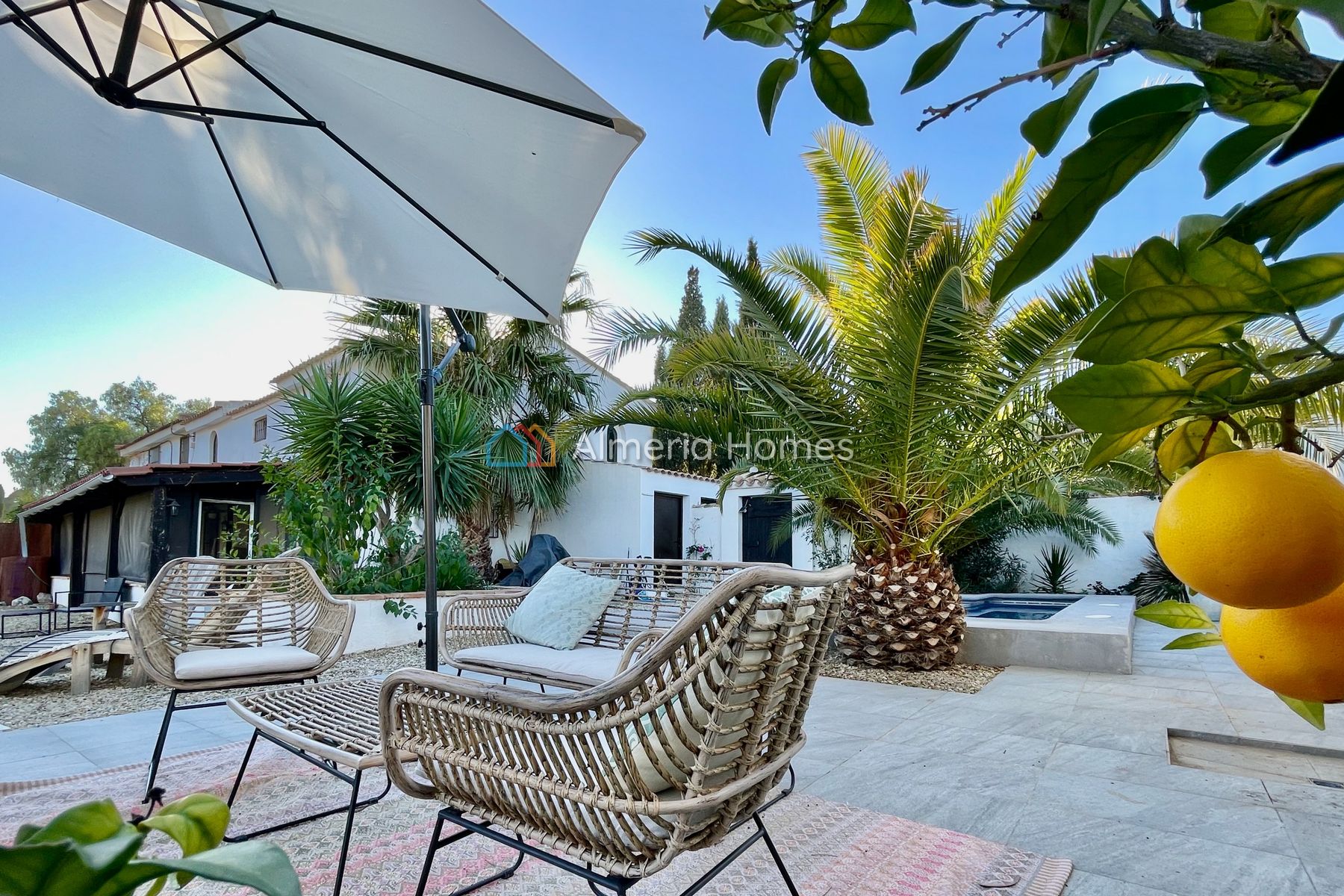 Cortijo Tranquility &mdash; Landhuis te koop in Cantoria, Almeria — Afbeelding #1