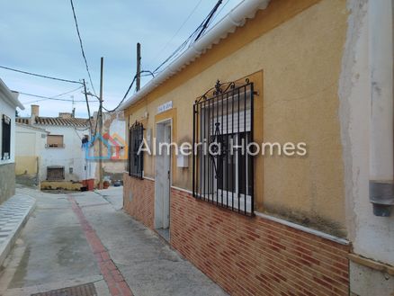 Village House Pines: Casa de pueblo en Estacion de Purchena, Almeria