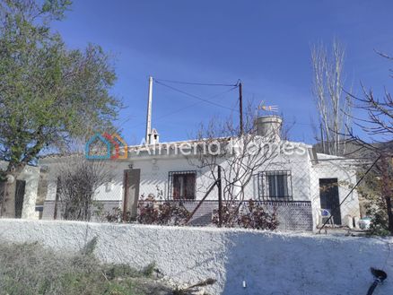Villa Elder: Country House in Somontin, Almeria