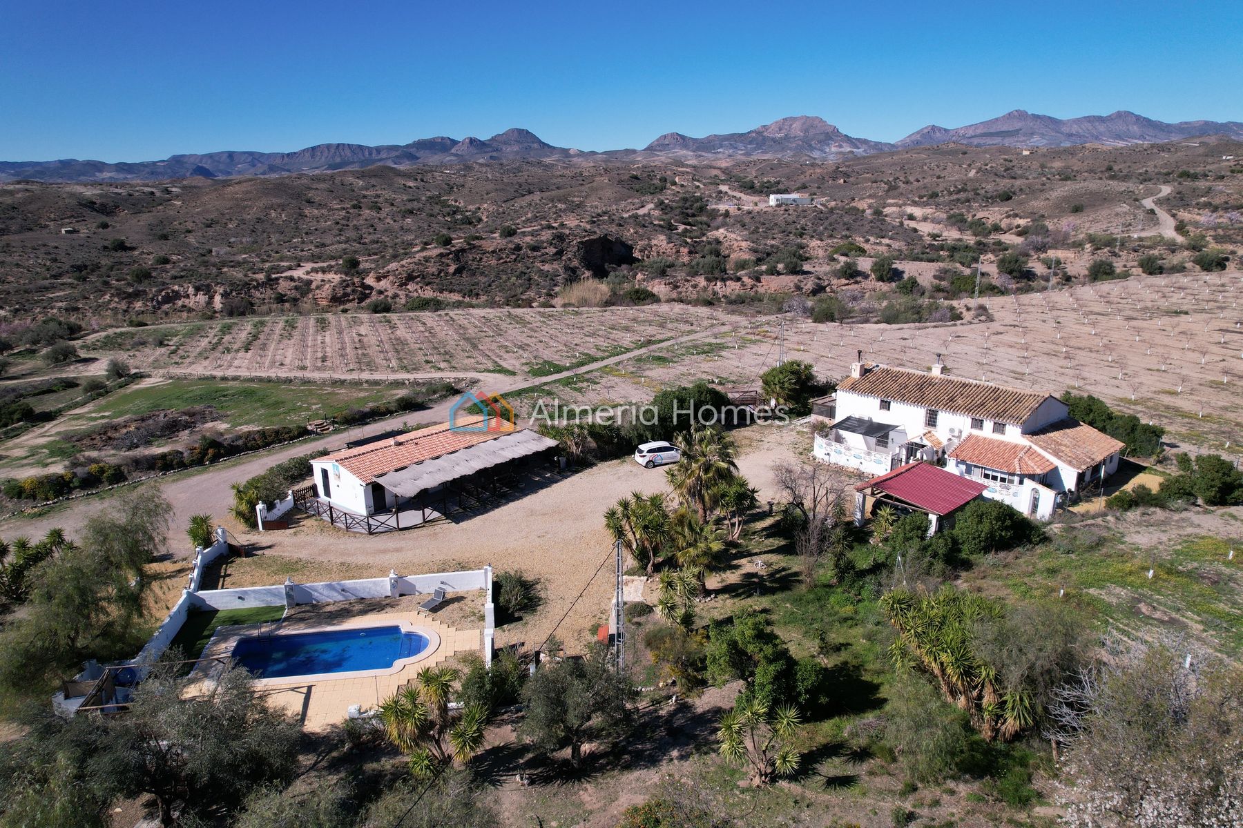Cortijo Vista Hermosa &mdash; Landhuis te koop in Albox, Almeria — Afbeelding #3