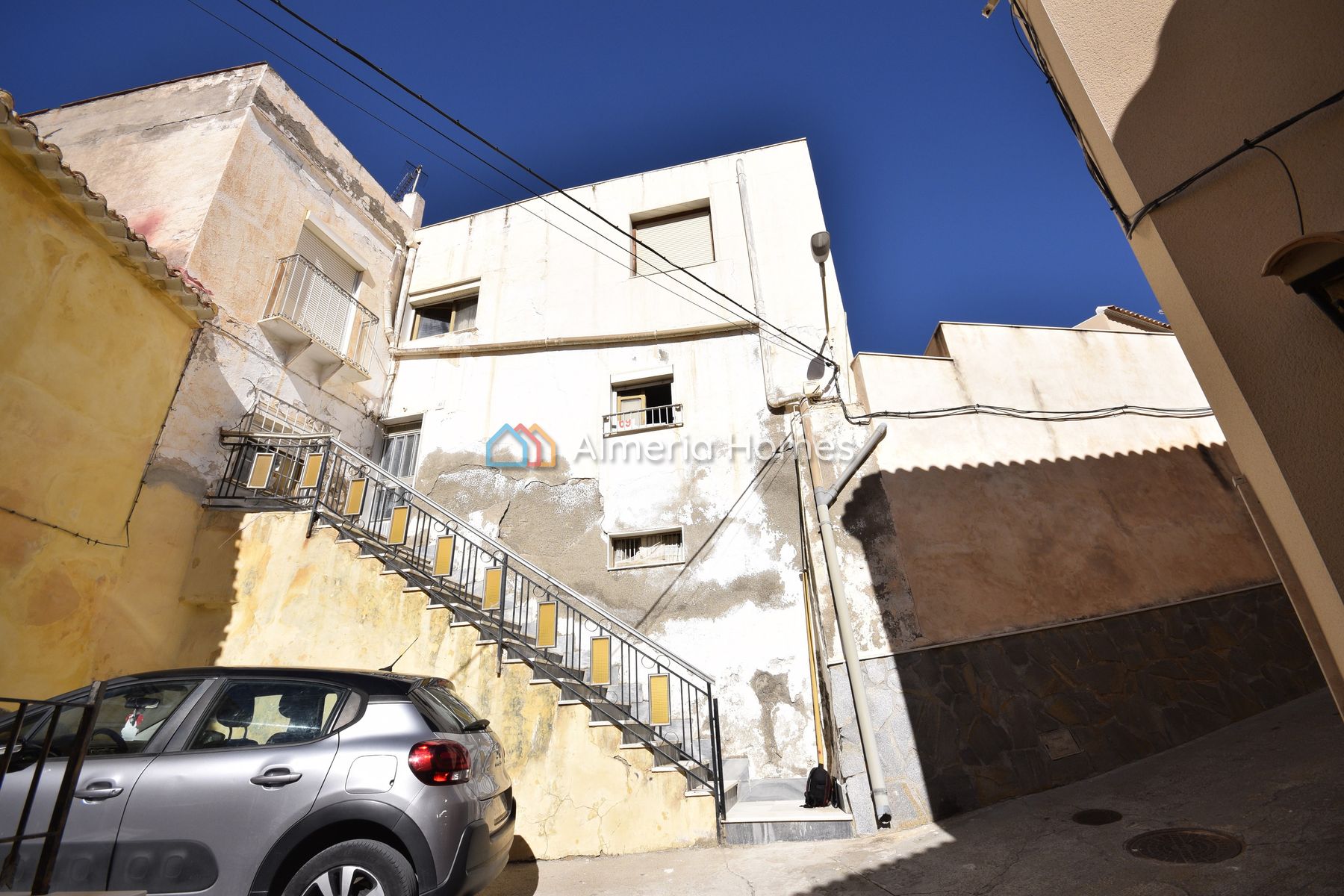 Casa Aurora &mdash; Stadswoning te koop in Macael, Almeria — Afbeelding #1