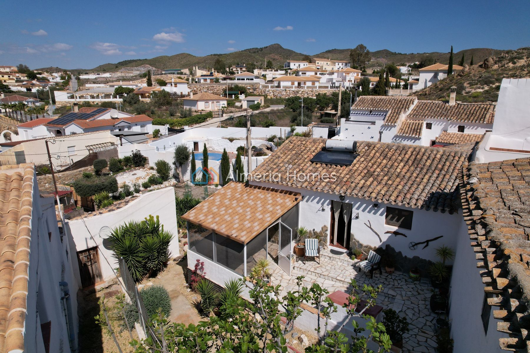 Cortijo Hermoso &mdash; Landhuis te koop in Arboleas, Almeria — Afbeelding #2