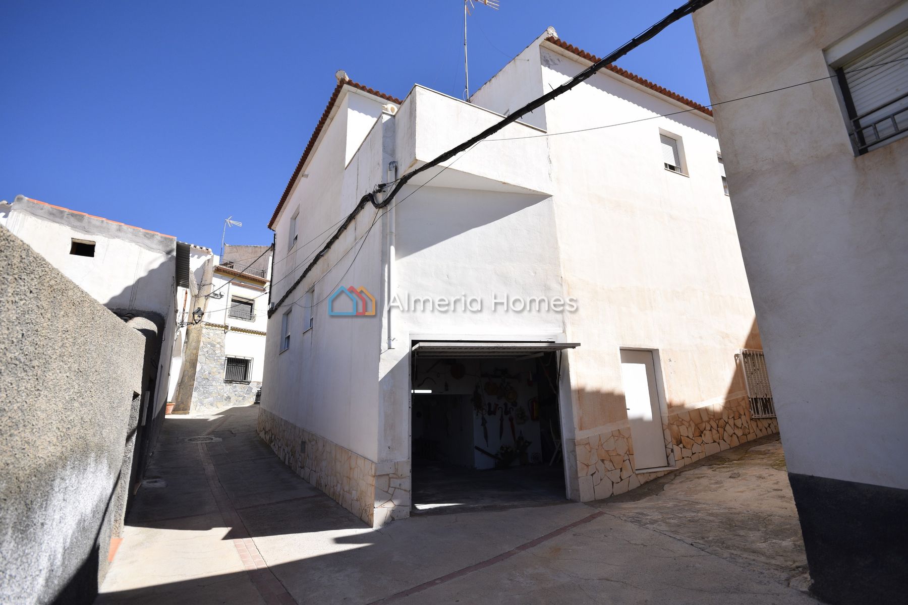 Casa Charmaine &mdash; Stadswoning te koop in Lucar, Almeria — Afbeelding #3