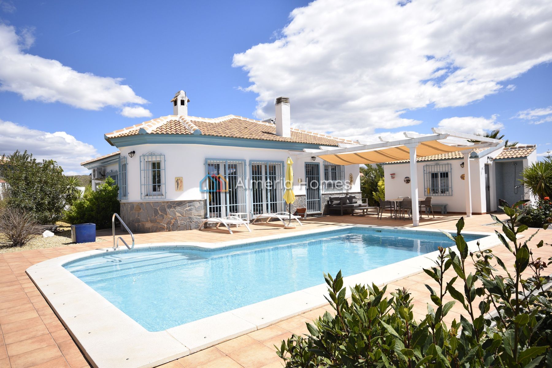 Villa Palmeritas &mdash; Villa te koop in Arboleas, Almeria — Afbeelding #1