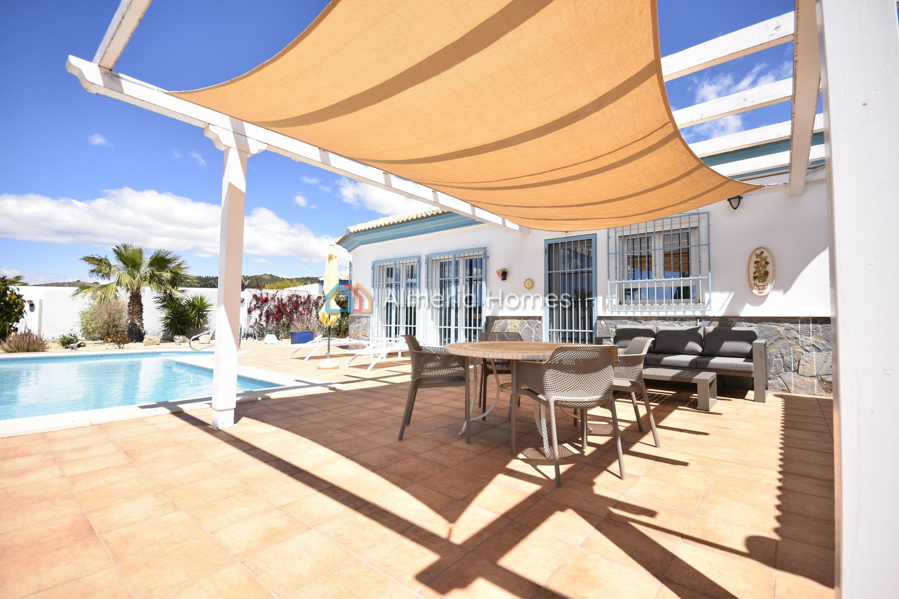 Villa Palmeritas &mdash; Villa te koop in Arboleas, Almeria — Afbeelding #3