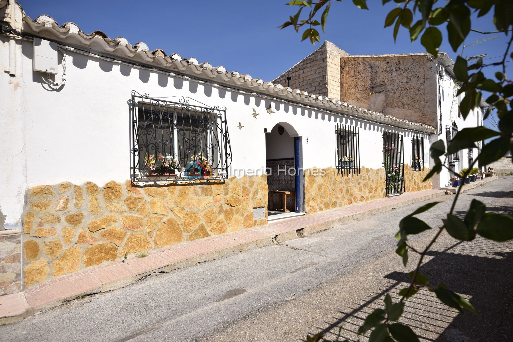 Casa Soleil &mdash; Stadswoning te koop in Almanzora, Almeria — Afbeelding #1