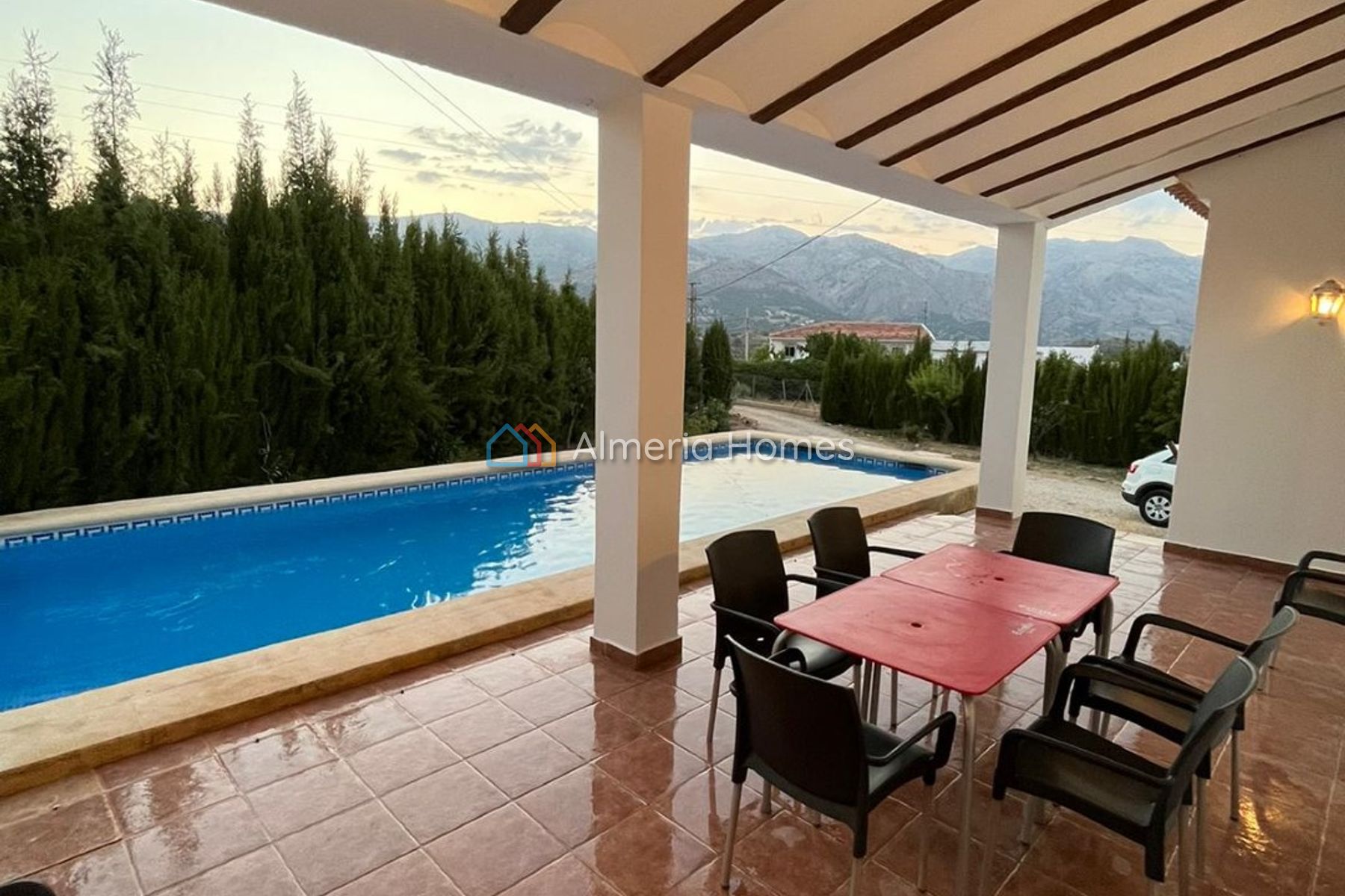 Villa Libre &mdash; Villa for sale in Castril, Granada — Image #2