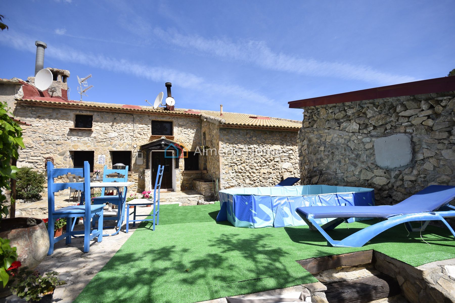 Cortijo Sue&ntilde;os &mdash; Landhuis gereserveerd in Oria, Almeria — Afbeelding #1
