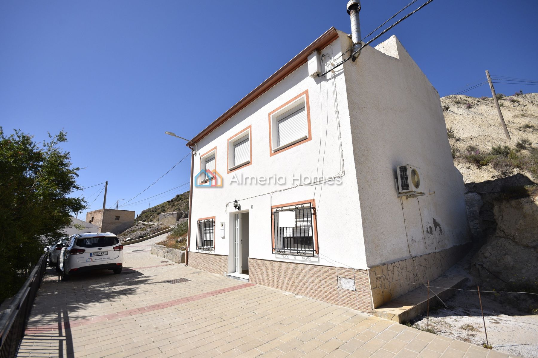 Villa Azura &mdash; Villa te koop in Partaloa, Almeria — Afbeelding #1
