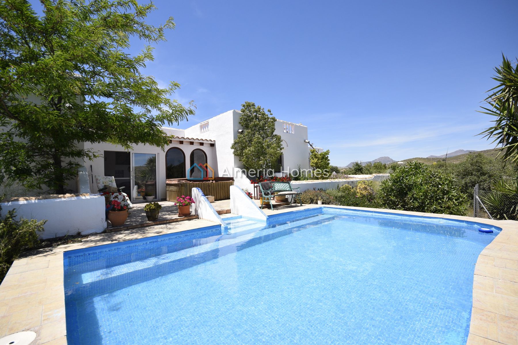 Villa Tranquilico &mdash; Villa te koop in Albox, Almeria — Afbeelding #1