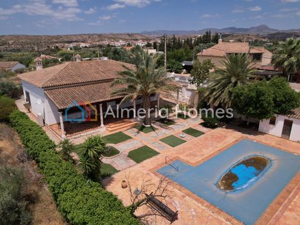 Villa Eclipse: Villa in Albox, Almeria