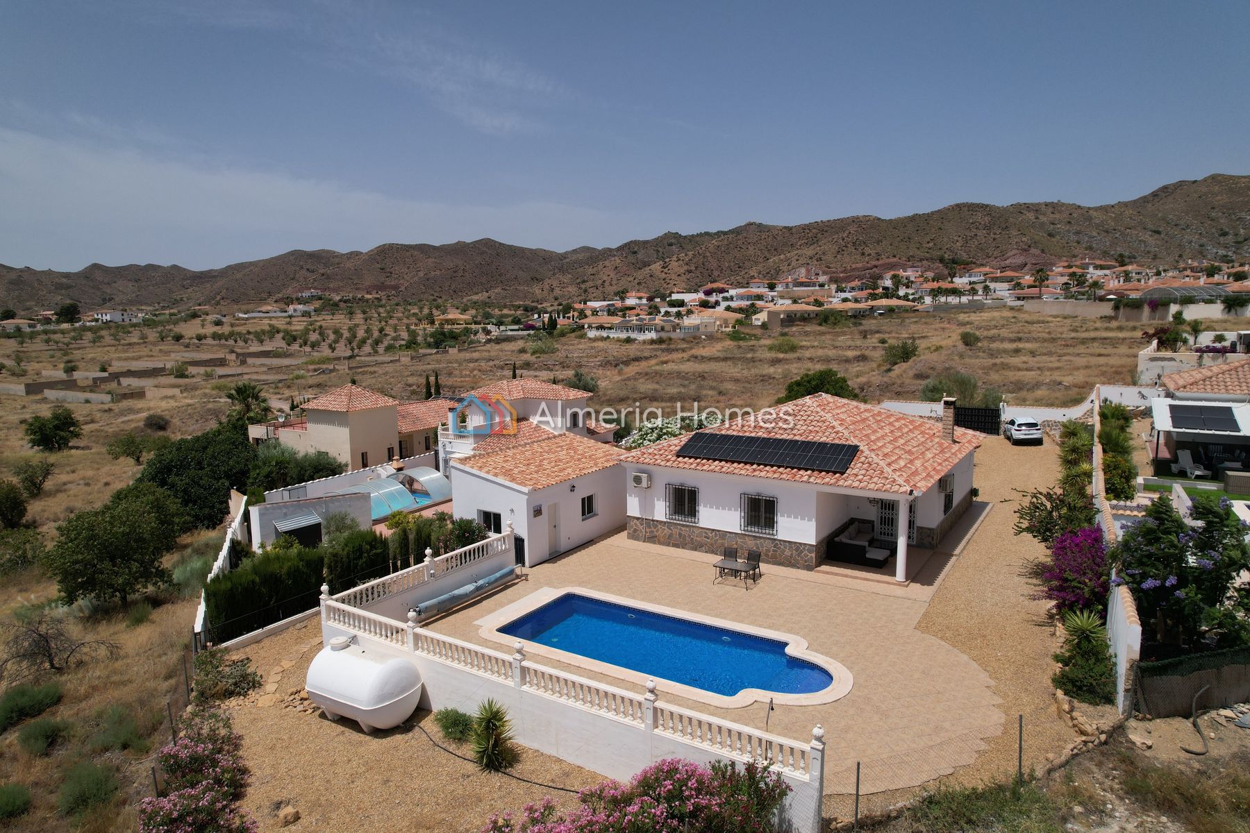 Villa Crest &mdash; Villa se vende en Arboleas, Almeria — Imagen #2