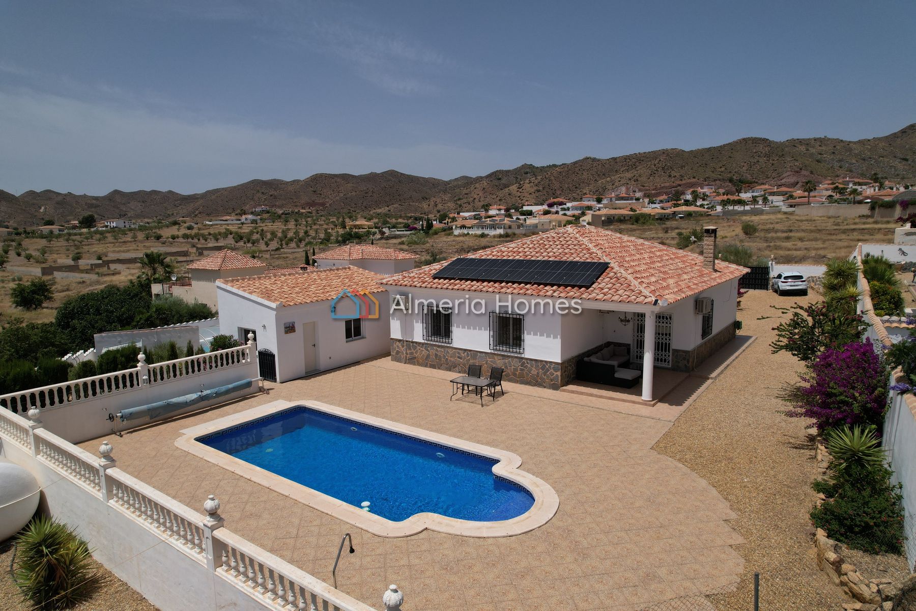 Villa Crest &mdash; Villa se vende en Arboleas, Almeria — Imagen #1