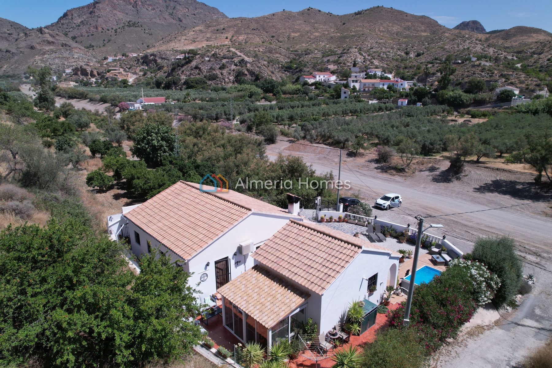 Villa Oveja &mdash; Villa te koop in Oria, Almeria — Afbeelding #3