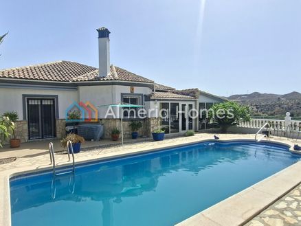 Villa Gladiola: Villa in Arboleas, Almeria