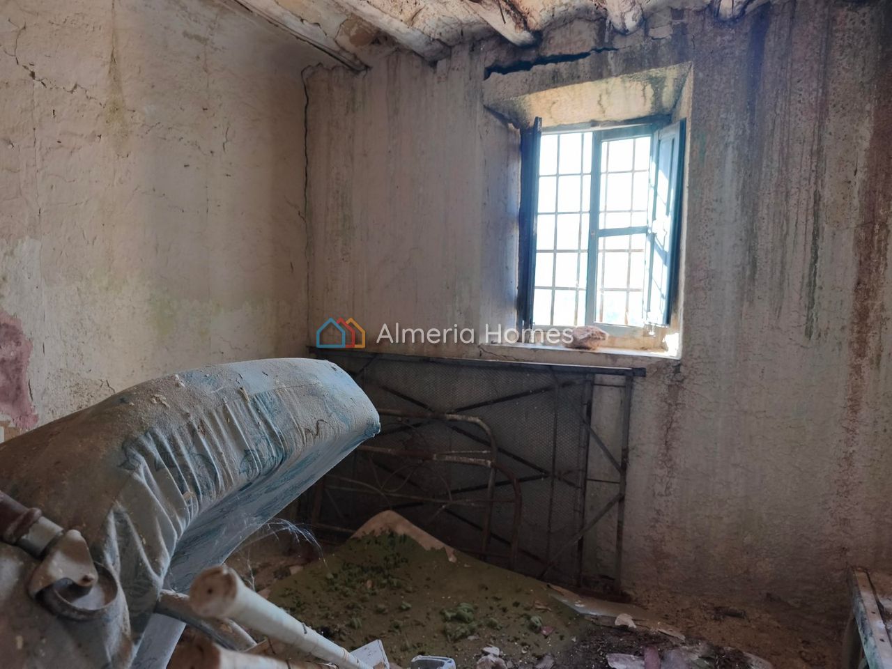 House in Castril - Image 4