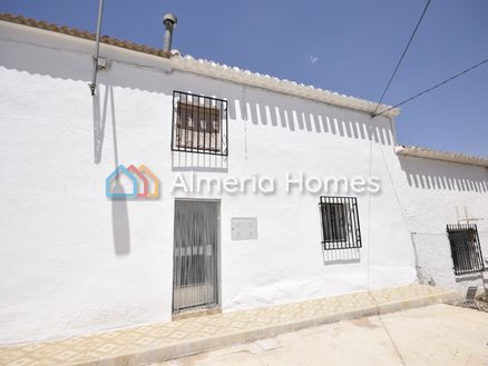 Cortijo Riviera: Landhaus in Albox, Almeria