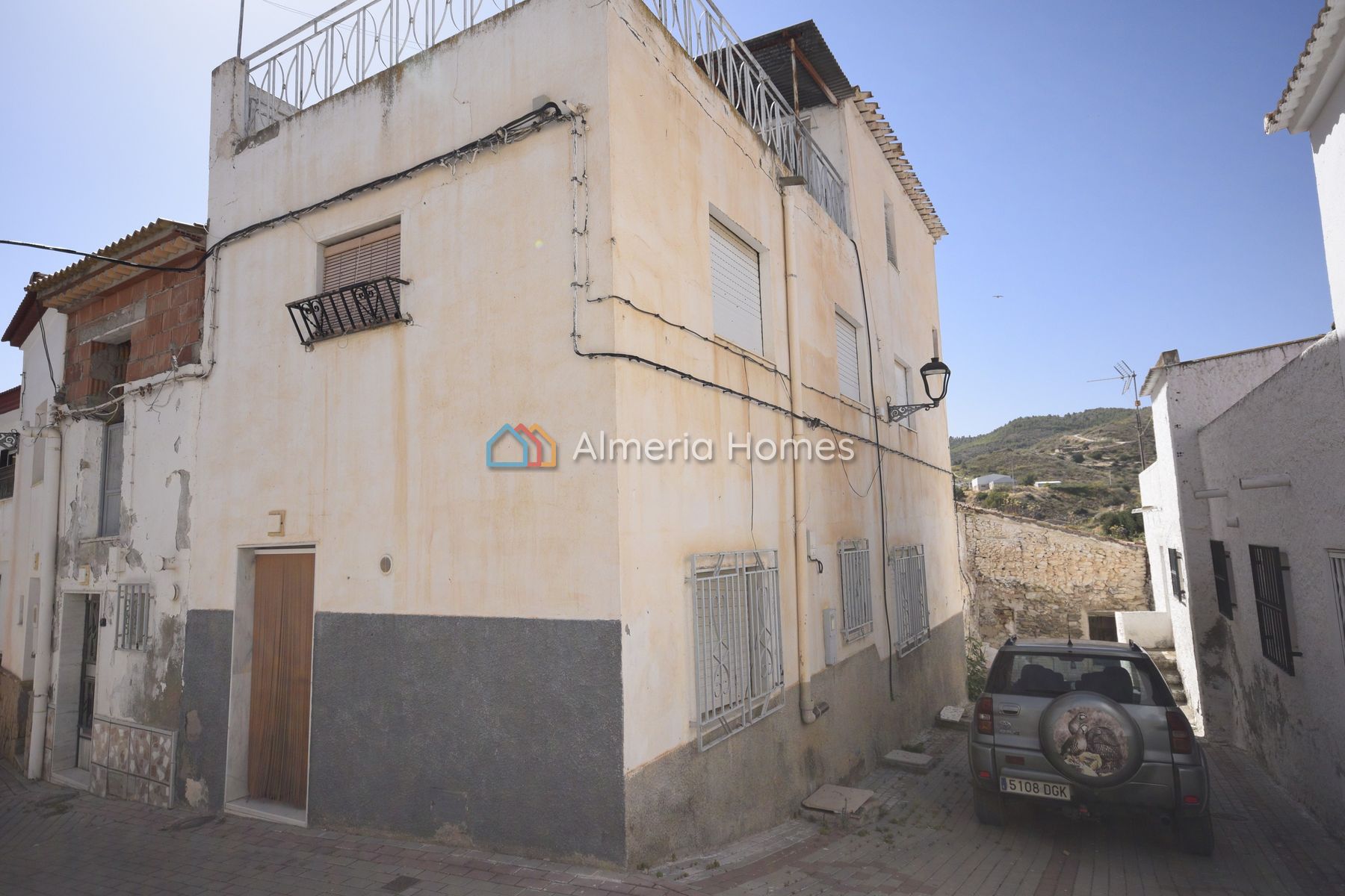 Casa Cresta &mdash; Casa adosada se vende en Lijar, Almeria — Imagen #1