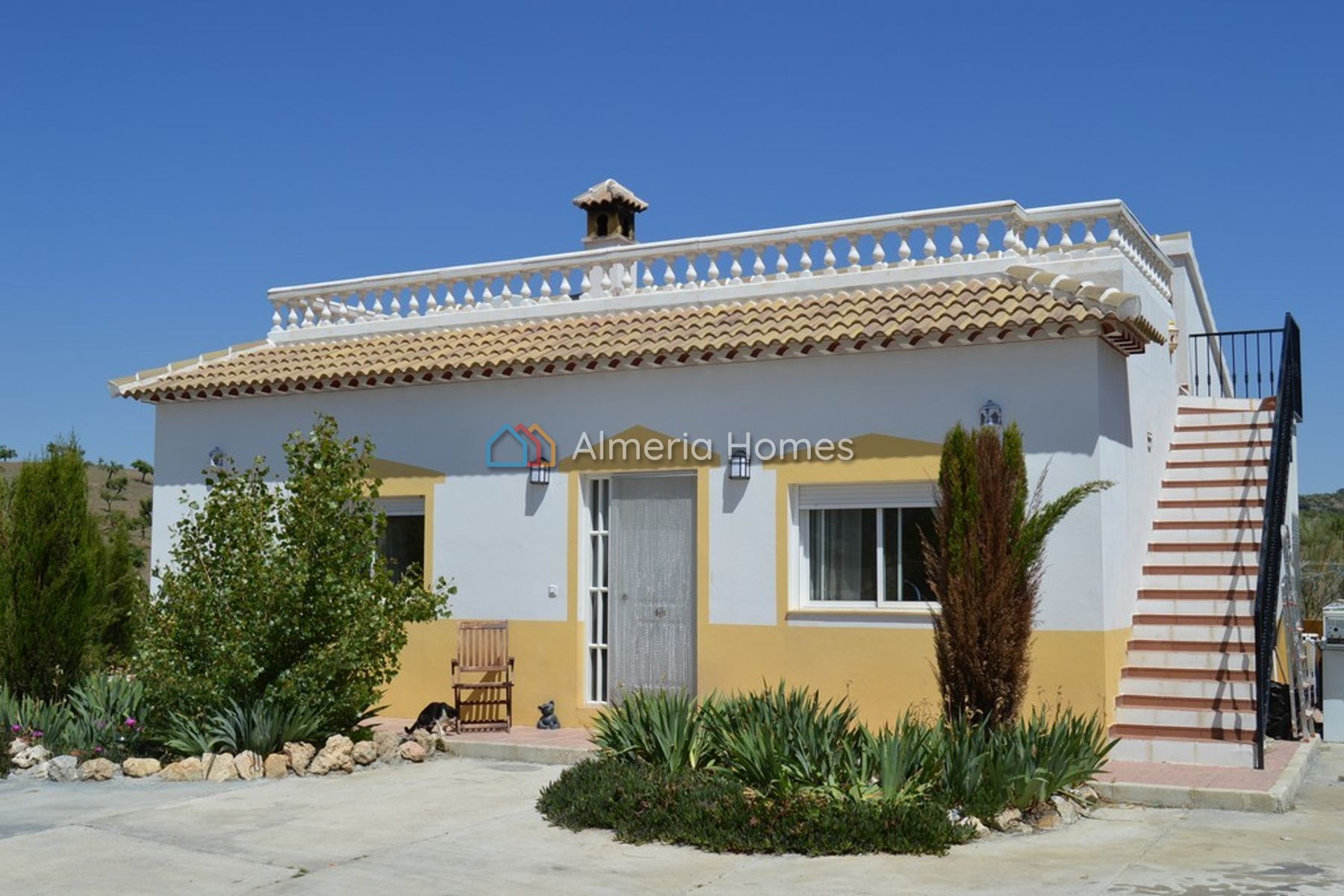 Villa Margen — Villa for sale in Oria, Almeria — Image #1