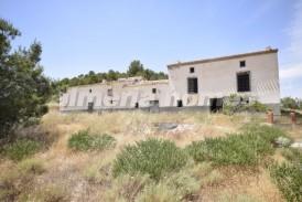 Cortijo Oportunidad: Casa de Campo en venta en Velez Rubio, Almeria