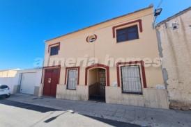 Casa Paz : Maison de ville a vendre en Caniles, Granada