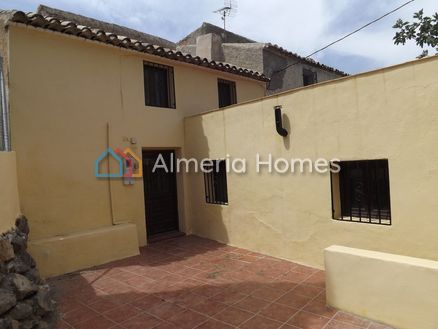 Casa Bolsillo: Village House in Oria, Almeria